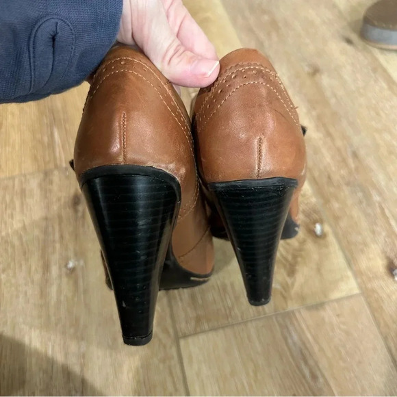 Euro Soft by Sofft Women’s Brown Leather Upper Heeled Ankle Booties Sz 7M GUC - Picture 8 of 11